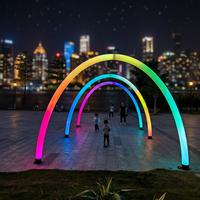 Lampadaire d'extérieur contemporain en forme d'arche lumineuse, carré, pour aménagement paysager de plage, lumière d'ambiance blanc chaud, commande par interrupteur, en plastique