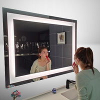 Miroir de salle de bain LED mural de luxe pour hôtel et résidence, 600x800mm
