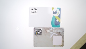 ป้ายสมาชิกพรีเมียมแบบกำหนดเองพร้อมแถบแม่เหล็กและพื้นที่สำหรับลายเซ็น - Product Image 2