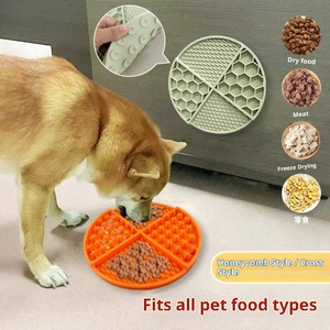Alfombrilla de alimentación lenta sólida para perros con diseño antiasfixia de ventosa y patrón de panal, para lamer y comedero. - Product Image 1
