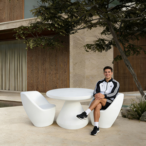 Set da Giardino Moderno <span class=keywords><strong>con</strong></span> Tavolo da Pranzo, <span class=keywords><strong>Sedie</strong></span> e Divano Singolo, <span class=keywords><strong>Tavolino</strong></span> da Caffè, Impermeabile IP65, in <span class=keywords><strong>Plastica</strong></span> Luminosa - Product Image 2