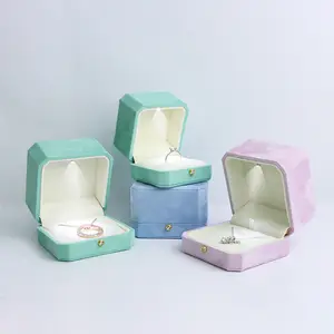 China Manufacturer Logo Custom Wholesale Luxury Gift Jewellery Packaging Box Wedding Ring Diamond Led Jewelry Box
