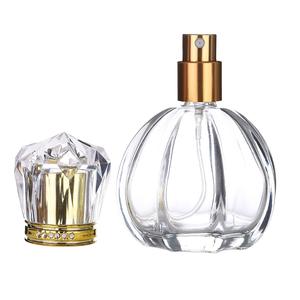 Vente en gros de flacons de parfum carrés plats de luxe vides de 50 ml, flacon de parfum en verre transparent de 2 oz - Product Image 6