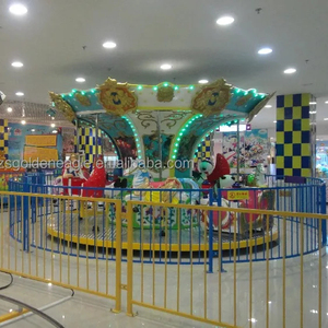 Manège intérieur à 16 places pour parc de trampolines, parc sportif, manèges de fête foraine, en fibre de verre, métal et acier - Product Image 1