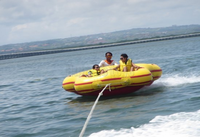 Nouveau design, jeux aquatiques pour 7 personnes, ski nautique, tube de ski nautique, bateau de ski, poisson volant, bateau gonflable en forme de beignet