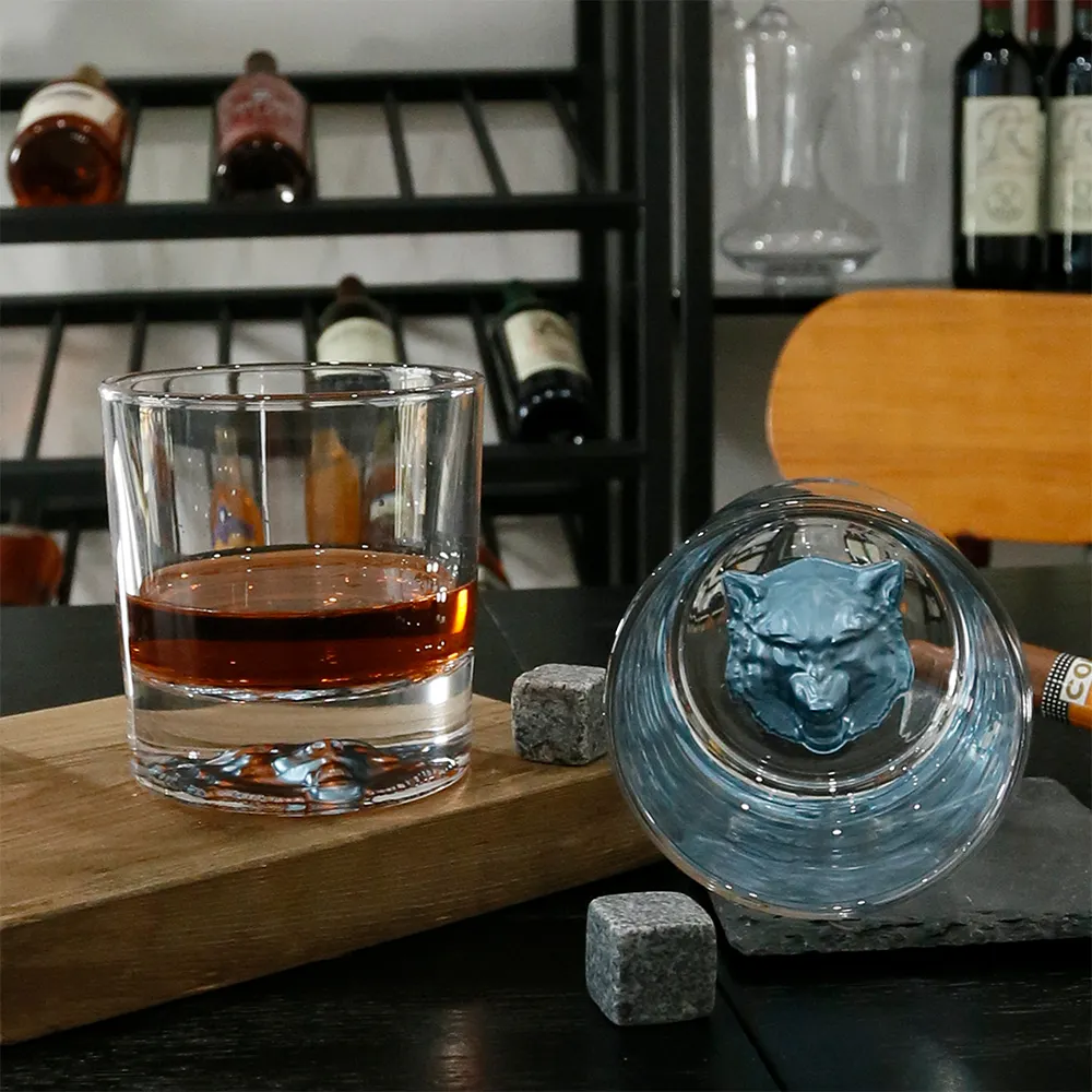 Fabrika toptan 310 ml alt özel desen fincan kurt hayvan viski gözlük eski moda cam çubuk ücretsiz örnek ile