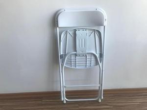 OKBUY Modern Otel Kullanımı İçin İstiflenebilir Çelik Çerçeveli Açık Hava Plastik Reçine Beyaz Düğün Etkinlik Partisi Bahçe Park Katlanır Sandalye - Product Image 3