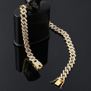 Cadena Cubana de Moissanita con Diseño Único y Diamantes Personalizados, Joyería Hip Hop Iced Out para Hombres, Ideal para Fiestas y Eventos Especiales - Product Image 2
