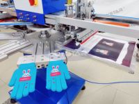 Máquina de serigrafía de 3 colores para tinta de impresión/silicona en guantes