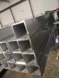 6063 6061 Industriële <span class=keywords><strong>Aluminium</strong></span> Buizen T5 T6 <span class=keywords><strong>Aluminium</strong></span> Geëxtrudeerde Vierkante Buis Rechthoekige Pijp - Product Image 2