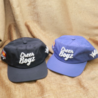 Logo de marque personnalisé pour casquette à visière incurvée à 5 panneaux avec fermeture arrière en cuir et casquette de baseball réglable