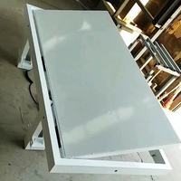 Porte d'accès dissimulée électrique haut de gamme multi-scénarios pour intérieur, extérieur et sous-sol, taille et design personnalisables
