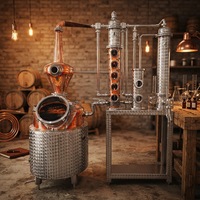 Équipement de distillation en acier inoxydable SUS304/cuivre pour grappa et alcool, machine de distillerie 300L 500L 1000L 2000L pour spiritueux artisanaux