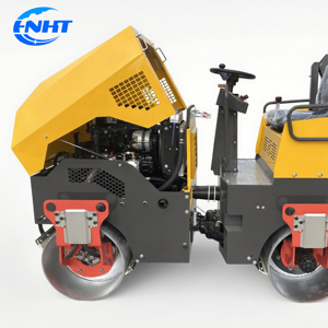 Nouveau compacteur à rouleaux diesel vibrants de 1.8 tonnes Rouleau de route à double tambour avec noyau d'engrenage de pompe à moteur Changchai - Product Image 2