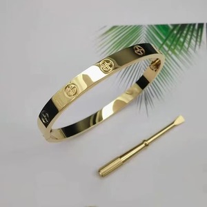 Elegant 18K Gold Plated Stainless Steel Screwdriver Bracelet for <b>Men</b> Rustproof Waterproof Jewelry for Women Fashionable <b>Bangles</b> - Product Image 2