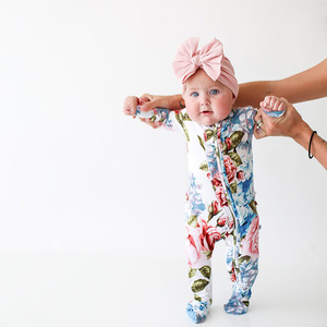 Jambear Combinaison de nuit pour bébé et tout-petit en bambou, à fermeture éclair, avec volants et fermeture aux pieds - Product Image 6