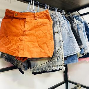 Balle di Abbigliamento Usato Coreano per <span class=keywords><strong>Donna</strong></span>, Abbigliamento di <span class=keywords><strong>Prima</strong></span> Qualità, Fornitore di Abbigliamento di Seconda Mano di Grado <span class=keywords><strong>A</strong></span> - Product Image 3