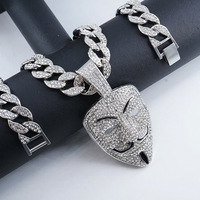 Collier pendentif unisexe en alliage avec masque Guy Fawkes V-Vendetta, chaîne cubaine plaquée or, accessoire de mode hip-hop en cristal