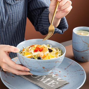 Juego de Vajilla de Lujo, Color Azul Claro con Líneas Doradas, Material de Porcelana Sostenible, Seguro, Incluye Tazas para Bodas y Restaurantes - Product Image 4