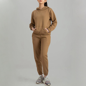 Conjunto Deportivo con Capucha para Mujer, Último Diseño en Ropa Deportiva y de Invierno, Trajes Deportivos para Mujer - Product Image 1