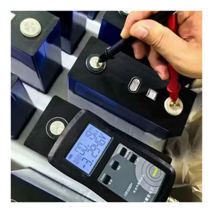 Batterie au lithium prismatique LiFePO4 Victpower 3.2V 314Ah, système de stockage d'énergie solaire, fabriqué en Chine - Product Image 4