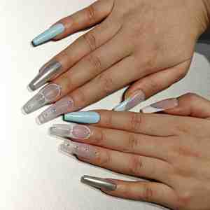 Ongles press-on tendance Muhaha, <span class=keywords><strong>bleu</strong></span> clair, ornés de strass, forme cercueil - Product Image 4
