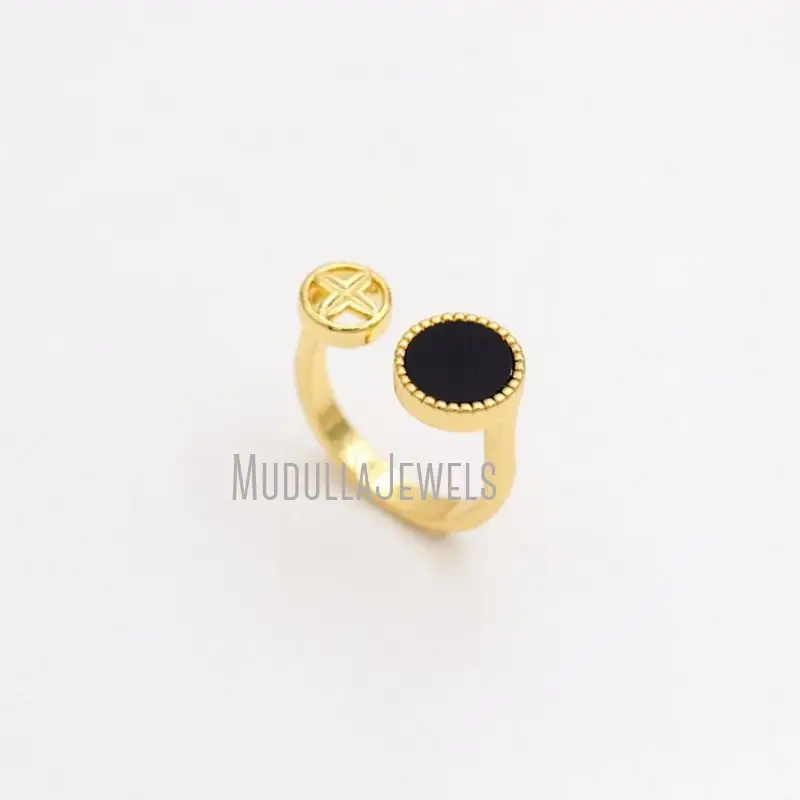 RM50742ทองเครื่องประดับวงกลมสีดำนิลแหวนทองสีดำแหวนชุบทองทรงกลมรูปเหรียญวงกลมสีดำชุบทองแหวนนิล