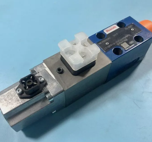 R900703811 VT-DFP-A-2X/G24K0/0/V วาล์วควบคุมทิศทางไฮดรอลิกแบบสามทางชนิดสัดส่วน 350 บาร์ - Product Image 5