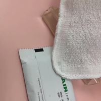 Lingettes humides jetables personnalisables en coton tissé 100 % antimicrobien, compressées individuellement, pour compagnies aériennes, avec logo personnalisé