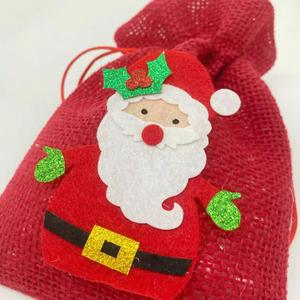 Sacs cadeaux en lin à motifs de Noël variés pour l'emballage textile - Product Image 3