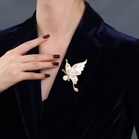 Broche Papillon Émaillée Haut de Gamme pour Femme, en Cuivre, Zircon et Perle, Fleur de Poitrine, Accessoire pour Robe et Sac, Épingle Insecte