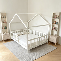 Lit Montessori en bois pour enfants, lit d'appoint pour tout-petits avec barrière, pour chambre à coucher