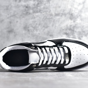 Chaussures de course rétro plates pour hommes, décontractées et tendance, personnalisées, de haute qualité, de luxe, avec doublure en maille - Product Image 4