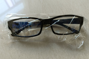 <span class=keywords><strong>Gafas</strong></span> <span class=keywords><strong>de</strong></span> Lectura para <span class=keywords><strong>Presbicia</strong></span> ONE POWER <span class=keywords><strong>de</strong></span> Alta <span class=keywords><strong>Calidad</strong></span> con Montura Pequeña Neutra, Estilo Cuadrado a la Moda en Material <span class=keywords><strong>de</strong></span> PC Blanco Multi - Product Image 4