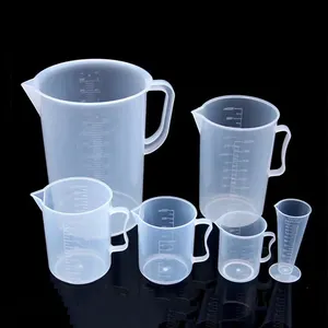 キッチンベーキング透明目盛り付きプラスチック計量ビーカーカップPPプラスチック測定水差し