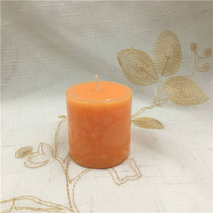 Bougie pilier artisanale : Ambiance durable pour toutes les occasions. - Product Image 5