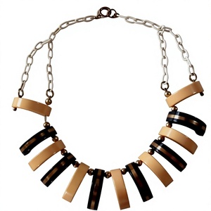 Nuevo Collar de Alta Moda Personalizado para Mujer, Lujoso, Hecho a Mano con Resina de la Mejor Calidad, Estilo Ángel, Gran Venta en India - Product Image 6