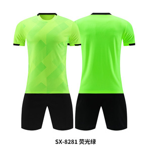 Set di Maglie da <span class=keywords><strong>Calcio</strong></span> Blu Personalizzate all'Ingrosso, Uniforme Unisex con Strisce Sfumate, Completo da Allenamento con Nome della Squadra, Numero e Logo Stampati OEM - Product Image 6
