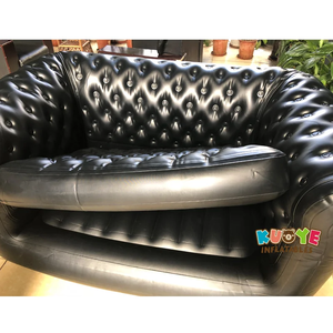 दो सीटों के साथ काले सफेद इंफ्लेटेबल चेस्टरफील्ड सोफा - Product Image 3