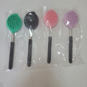 Brosse de nettoyage faciale et corporelle télescopique en silicone pour enfants, outil applicateur de soin de la peau, vente en gros - Product Image 4