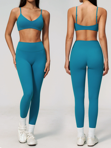 Set Yoga TZ9616 in Spandex Crema Spazzolato con Top Corto Imbottito a Spalline Sottili e Leggings a Vita Alta a Zampa per Sport - Product Image 3
