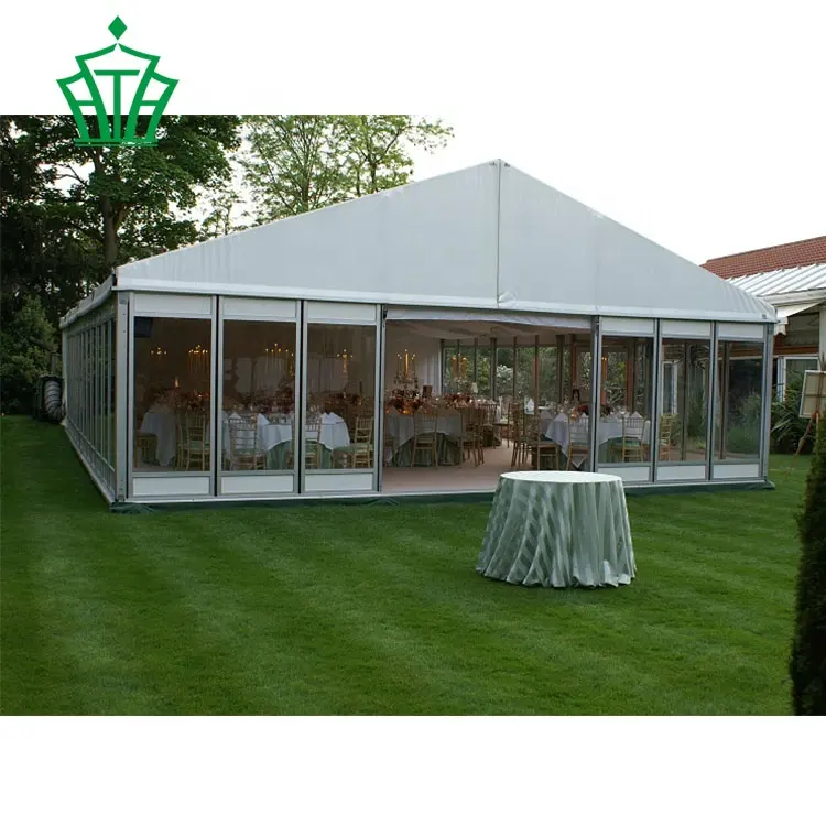 خيمة حفلات زفاف فاخرة مقاس 15×20 متر مع مظلة حائط زجاجية للإيجار للحفلات تتسع 200 مقعد