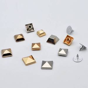 Nhà Máy Tùy Chỉnh Kim Tự Tháp <span class=keywords><strong>Stud</strong></span> Đinh Tán Cho Da Vành Đai Chất Lượng Cao Nấm Đầu Tròn Kẽm Hợp Kim Trang Trí Đinh Tán Cho Túi Quần Áo - Product Image 2
