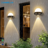 Lampes murales LED modernes étanches pour l'intérieur et l'extérieur / Lampes murales LED / Lampes murales d'extérieur pour chevet