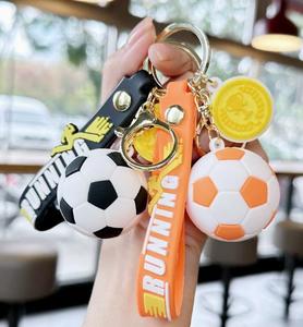 Llaveros de Silicona con Logotipo Personalizado de 3.5cm, Colgantes para Coche con Forma de Balón de Fútbol - Product Image 1