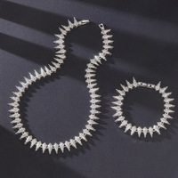 Collar de cadena de eslabones con púas de diamantes de imitación dorados, estilo Iced Out, de aleación de zinc, joyería Hip Hop para hombres, mujeres, raperos, fiestas y escenarios