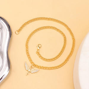 Collier pendentif aile d'ange rétro haut de gamme en or, style hip-hop, bijoux unisexe, chaîne en alliage de zinc, cadeau pour hommes et femmes - Product Image 3