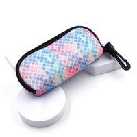 Étuis à lunettes à fermeture éclair motif poisson pailleté avec crochet en plastique