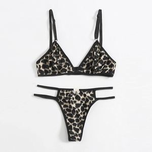 Culotte et soutien-gorge <span class=keywords><strong>sexy</strong></span> pour dames Nouveau design Photo Léopard <span class=keywords><strong>Sexy</strong></span> <span class=keywords><strong>Lingerie</strong></span> transparente 3pcs Sous-vêtements érotiques pour filles - Product Image 6
