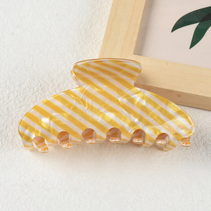 กิ๊บหนีบผมพลาสติก PVC สไตล์เกาหลีสุดหรู น่ารัก หวาน ขนาดใหญ่ สีชมพูไล่เฉดลายทาง ใช้ได้ทุกวัน 男女兼用 - Product Image 5